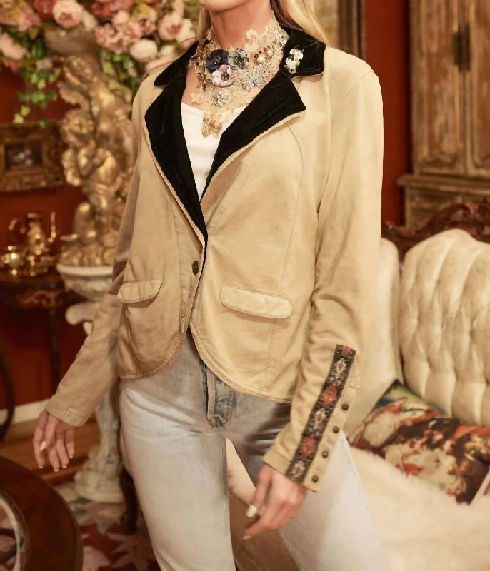 Don't Miss Colonel Jacket In Obsidian (Cream)