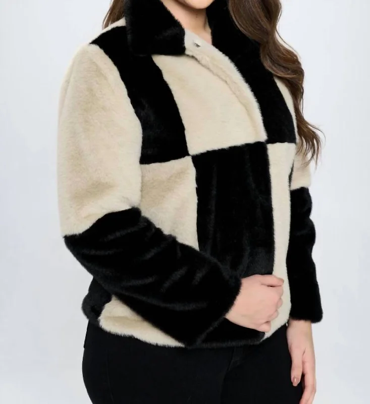 Price Break Coraline Cropped Coat In Black