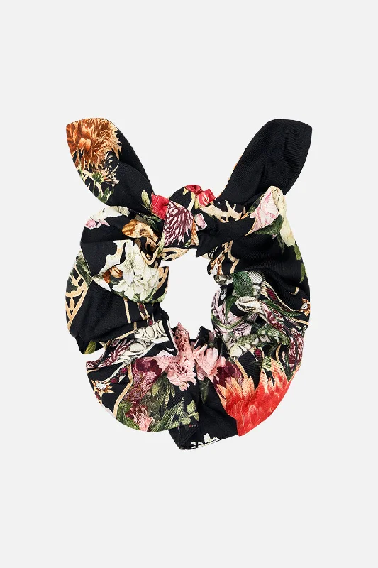 Price Fest SCRUNCHIE ADORNED IN ALEXANDRIA