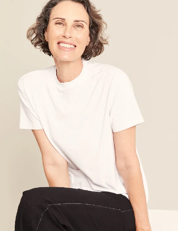 Best Deals Women's Classic Crew Neck T-Shirt - White