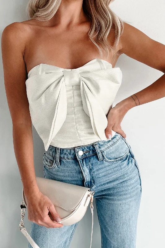 Super Sale Flirty Glamour Strapless Bow Crop Top (Off White)